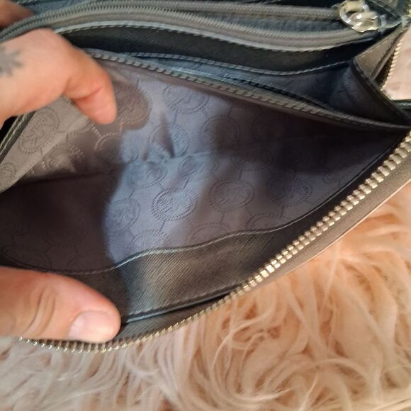 Michael Kors Metallic Wallet - Picture 12 of 16